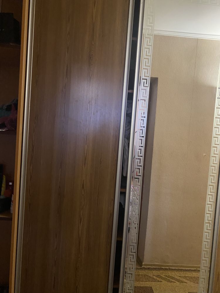 Прихожа меблі шафа