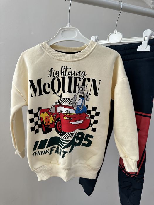 Костюм Тачки МакКвін. Теплий спортивний костюм. Блискавка Маквін. Zara