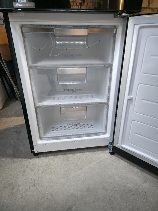 Холодильник LG GBB930LQZT скляний фасад