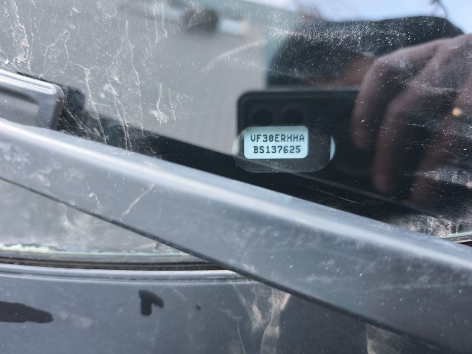 Продам Пежо 5008  2011г. после ДТП.