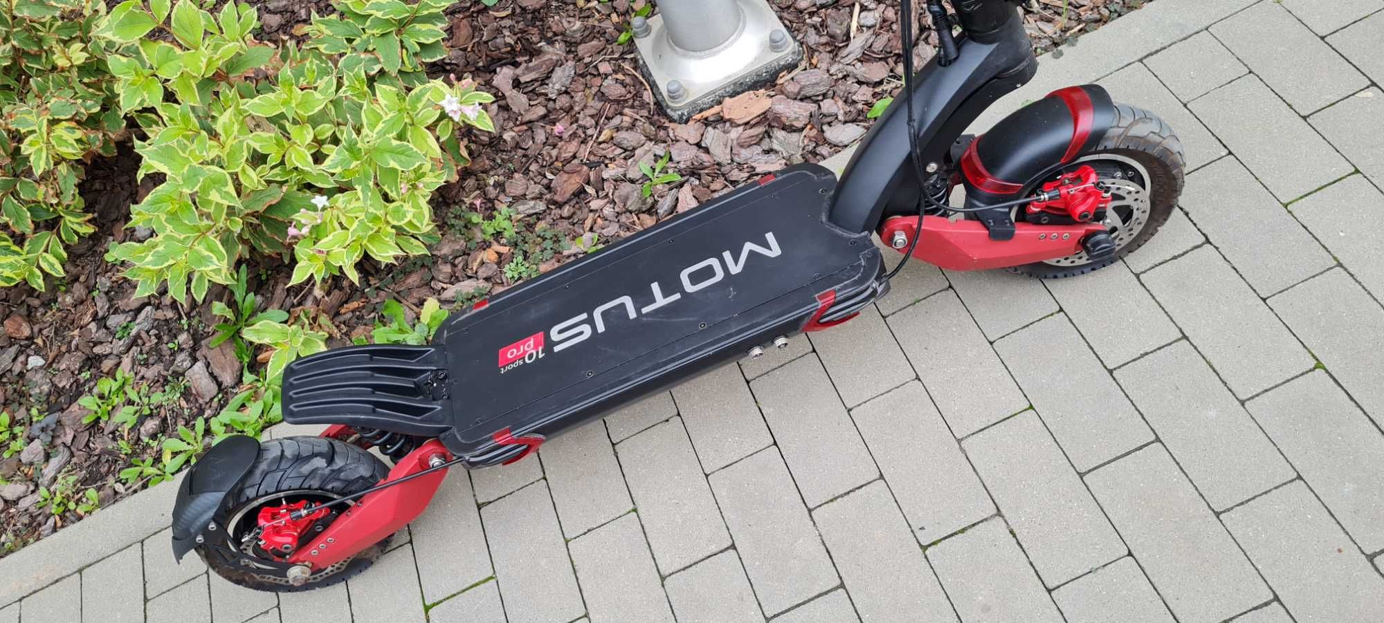 Hulajnoga motus pro 10 sport