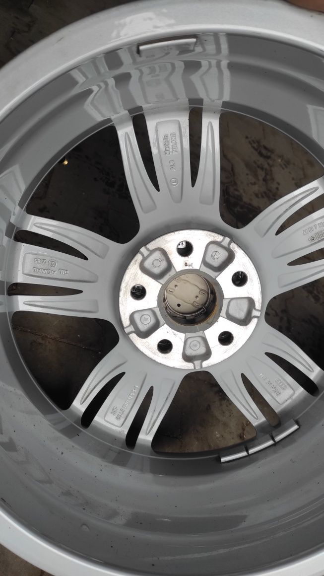 Felgi aluminiowe 5x112 17" oryginał Audi Q3