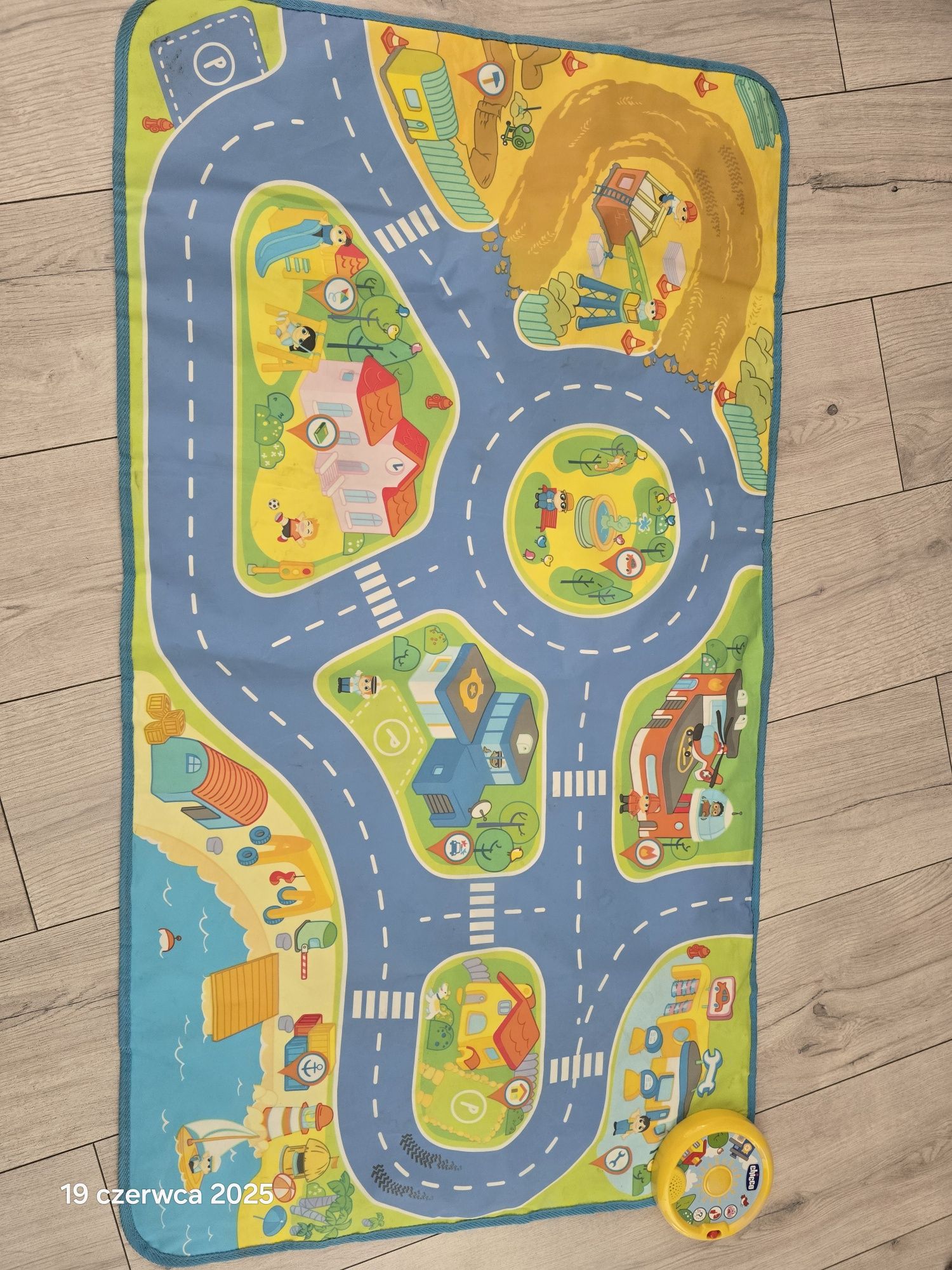 Sprzedam matę interaktywną chicco ulice