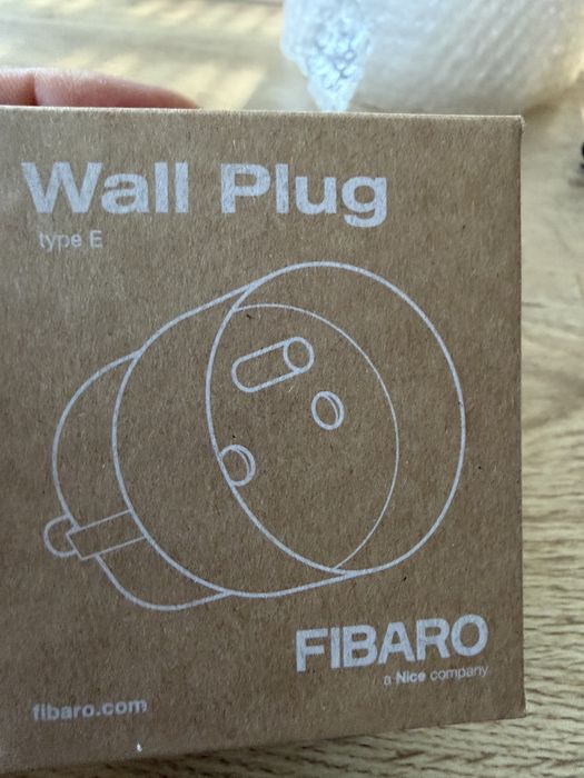 Fibaro Wall Plug FGWPE-102 Z-Wave, Gniazdo