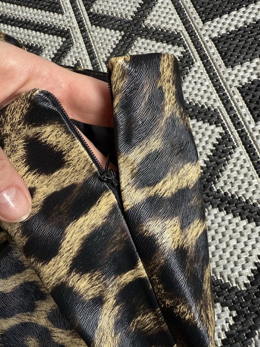 Міні спідниця в леопардовий принт