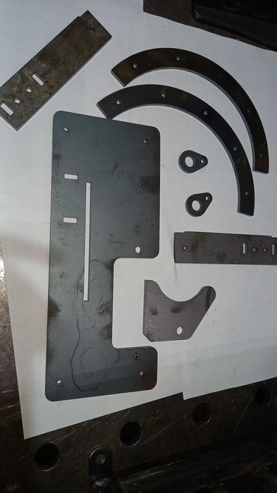 Зварювальник з досвідом шукає роботу
