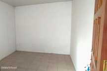 Armazém com luz natural (11 m2)