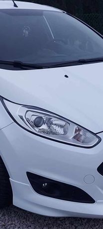 Lampy przednie Ford Fiesta MK7 2016 soczewka