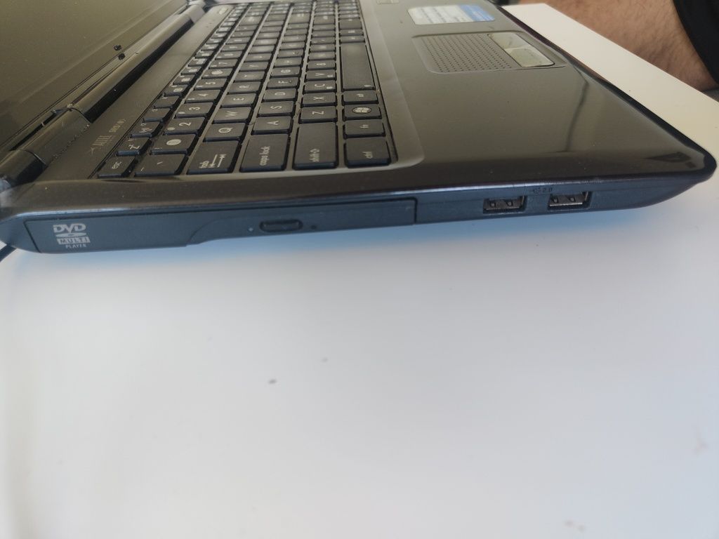 Laptop Asus K50IN
