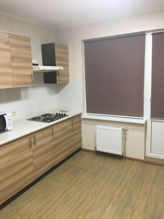 Новобуд на Ломоносова.  Видова.  10хв від М.Васильківська