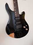 Gitara Washburn Maverick Series BT 4/BK