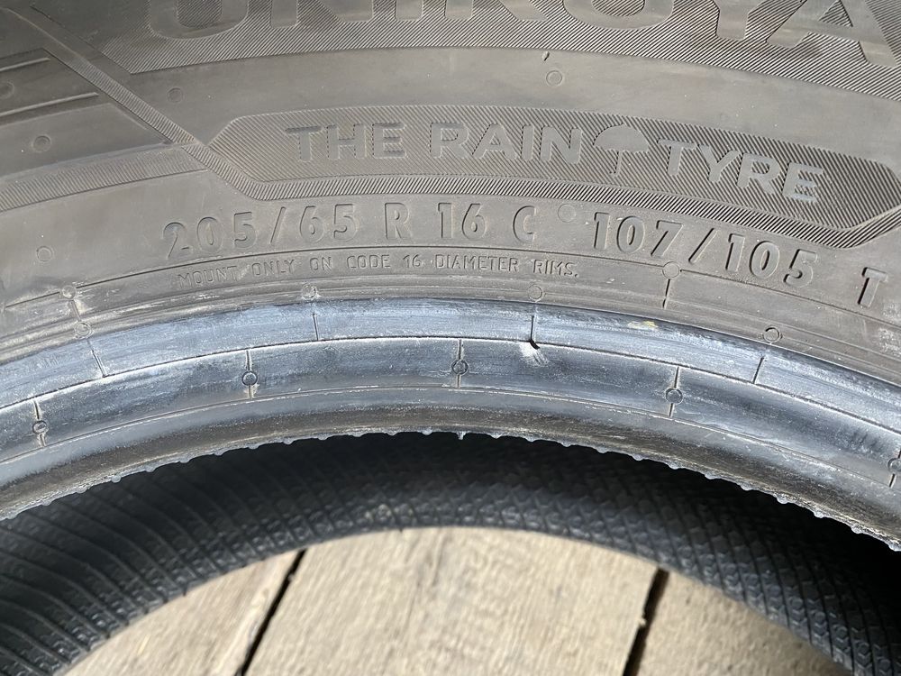 Літня резина шини 205/65R16C UNIROYAL