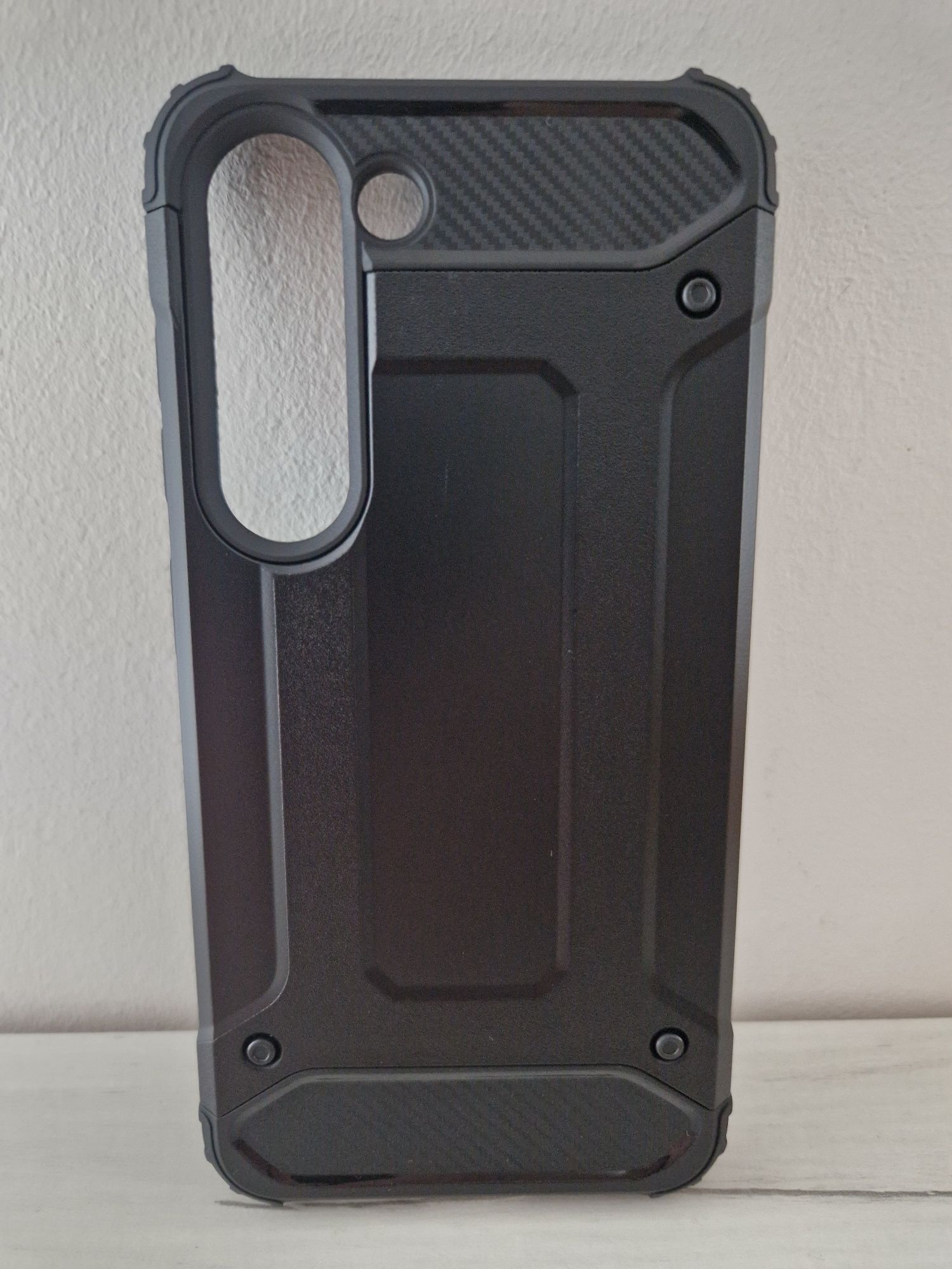 Armor Carbon Case do Samsung Galaxy S23 Czarny