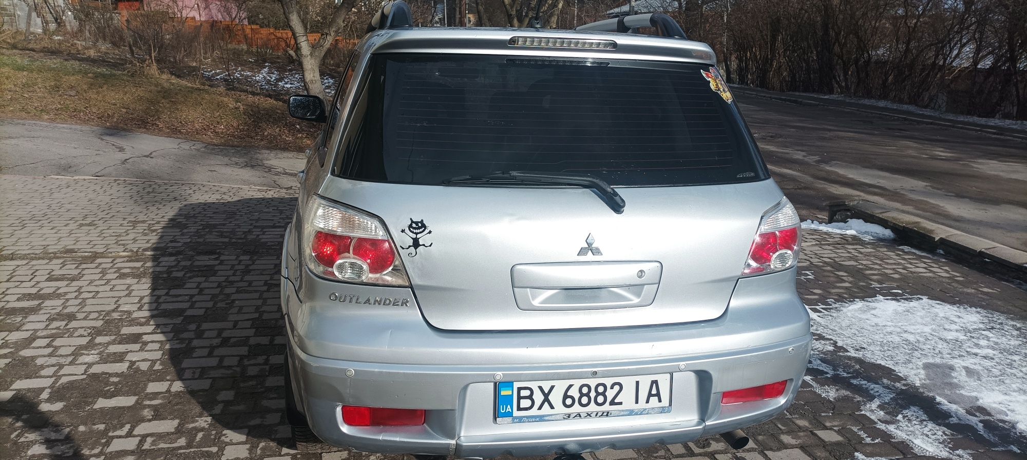Позашляховик кросовер