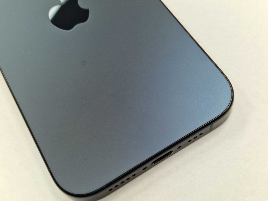 Iphone 15 PRO 128GB/ Blue Titanium/ 87%/ Grade A-/ + ładowarka