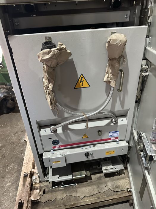 Шкаф КУ-10Ц  комплектное распределительное устройство