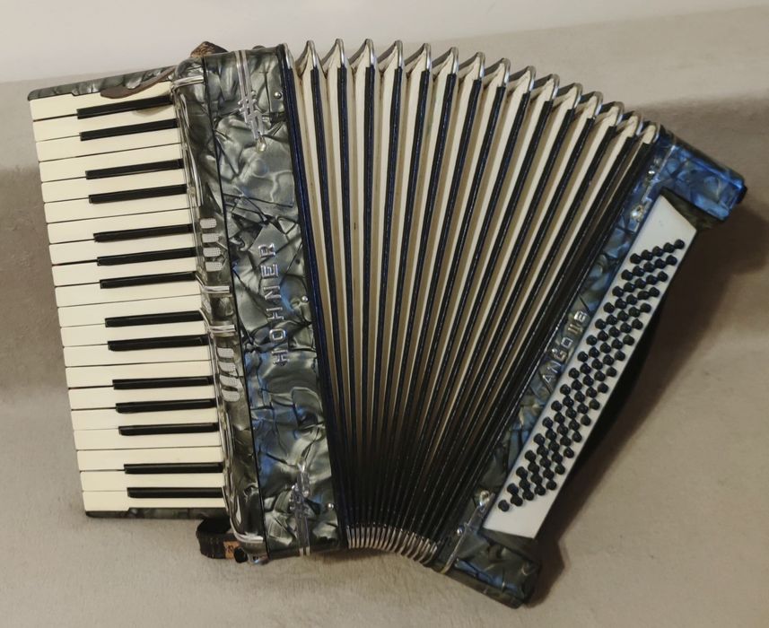 Akordeon Hohner Tango IIB 80 basów