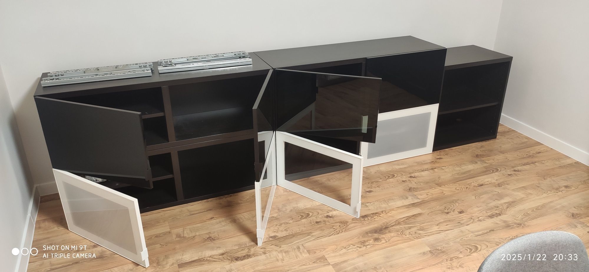 Sprzedam meble IKEA Besta