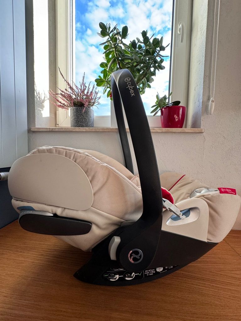 Fotelik Cybex Cloud Z I-size Ferrari