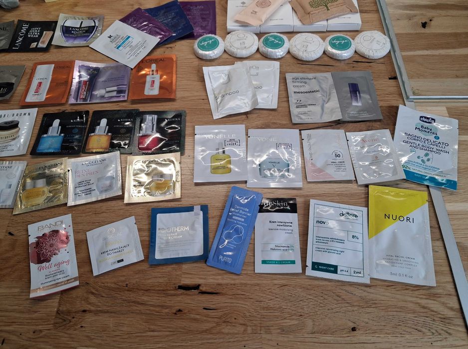 Kosmetyczka Kuferek BANGERHEAD Kalendarz Adwentowy Woreczki + Gratisy