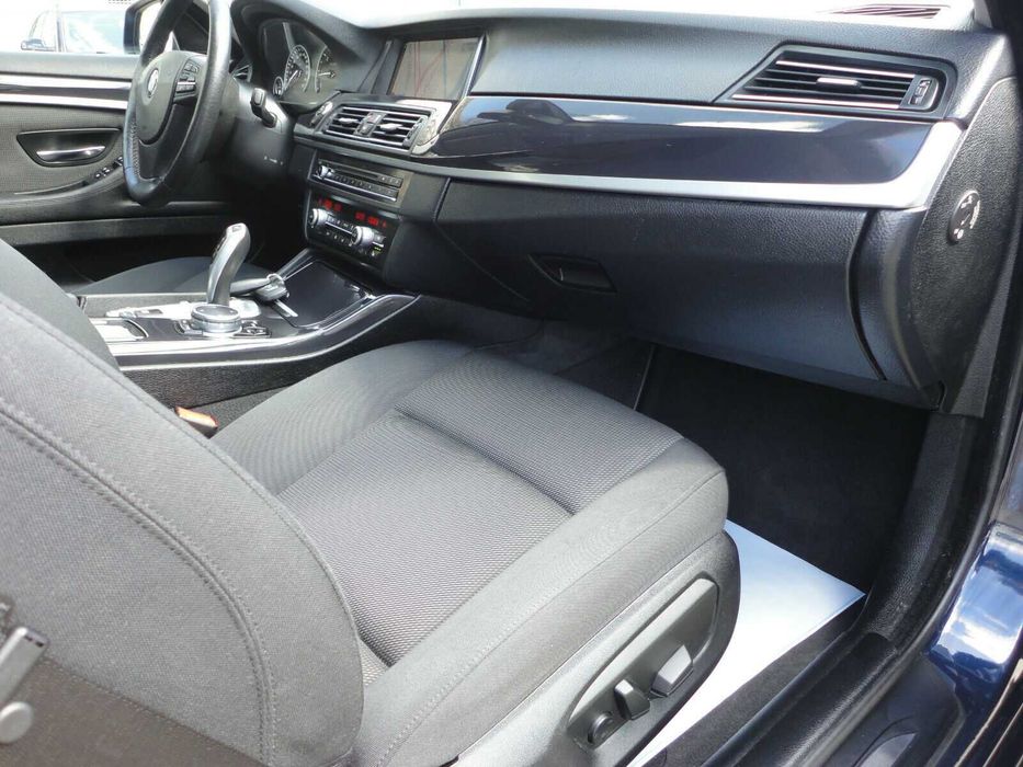 Carrinha BMW 520D 2017 (Cx Automática)