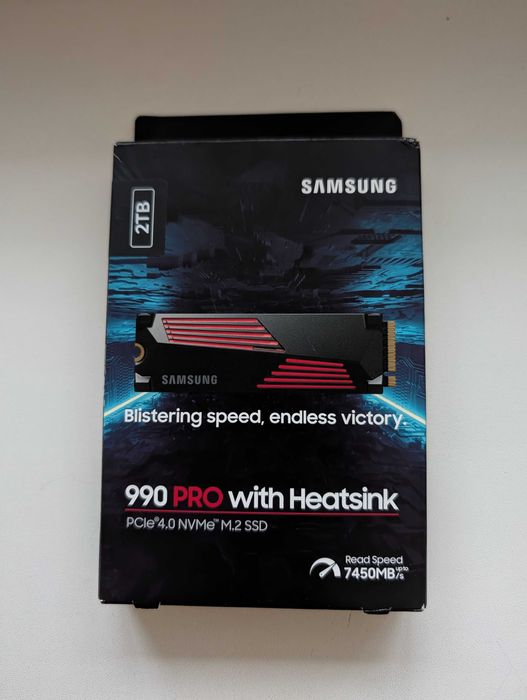 SSD накопичувач Samsung 990 PRO з радіатором, 2TB, MZ-V9P2T0CW
