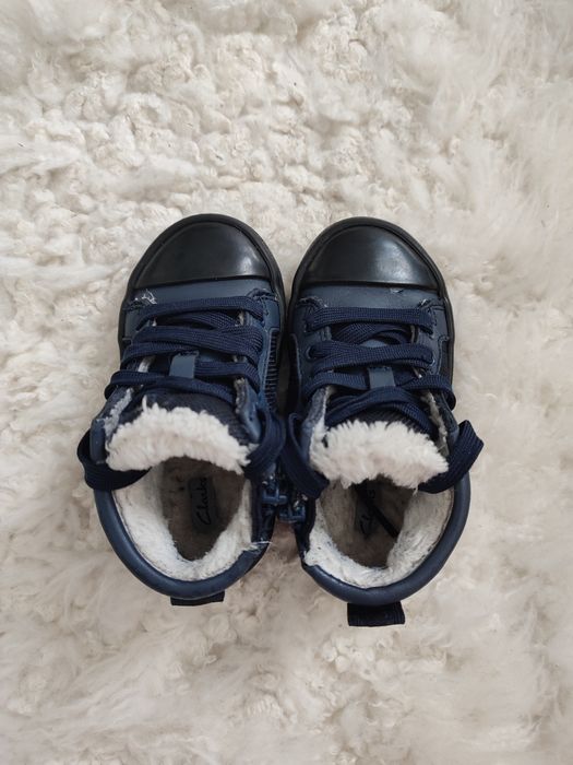 Дитяче зимове осіннє шкіряне взуття Clarks, Geox 22 23 розмір