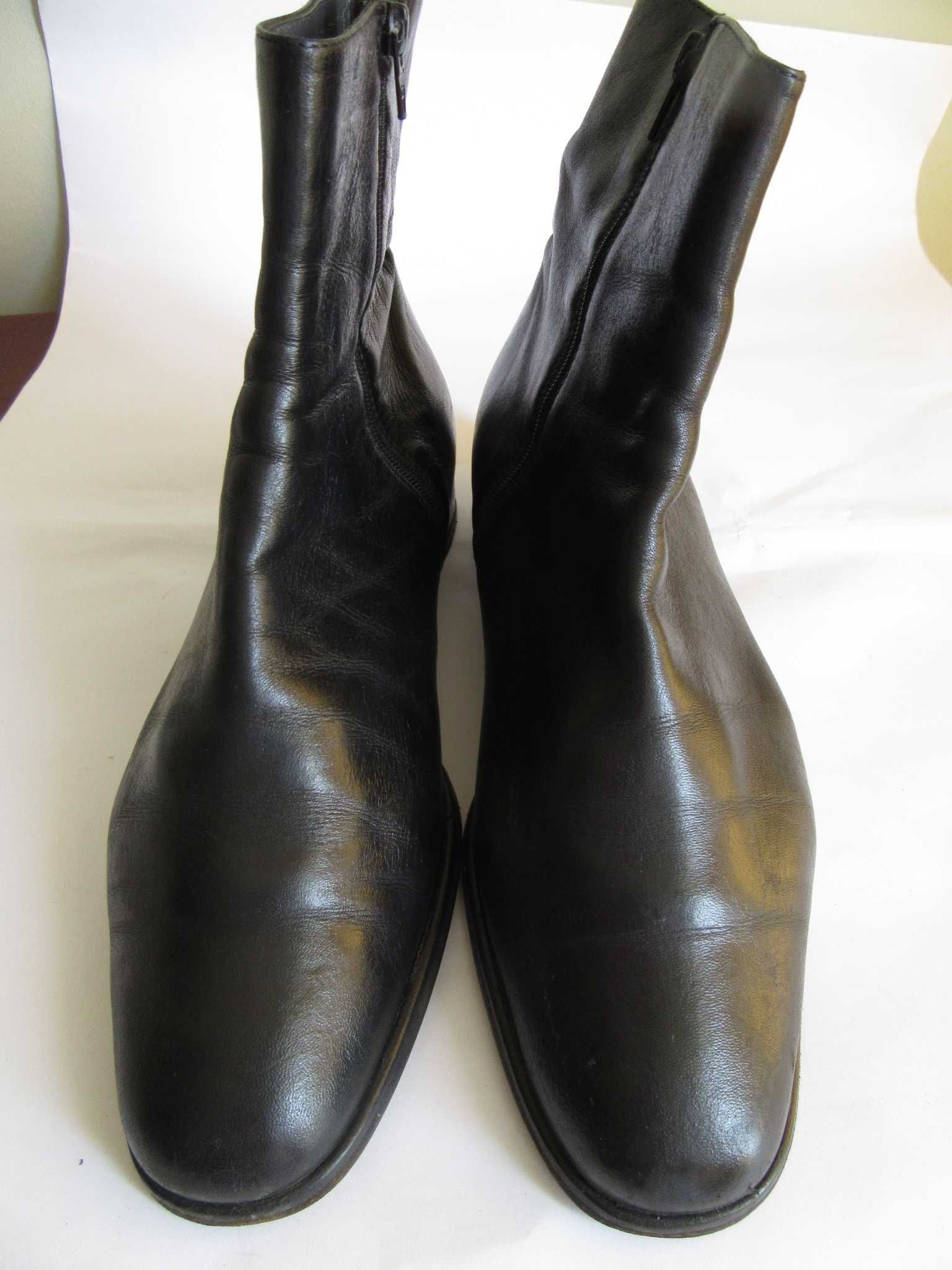 buty zimowe 100% skóra również w środku cena nowych to ponad 700 zł