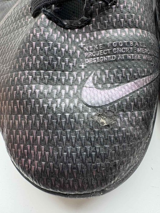 Сороконіжки Nike