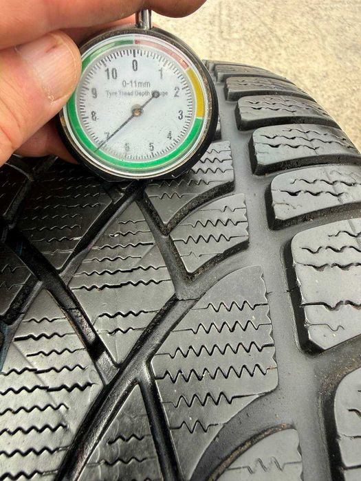 Шини Б/У 265/40 R20 Dunlop