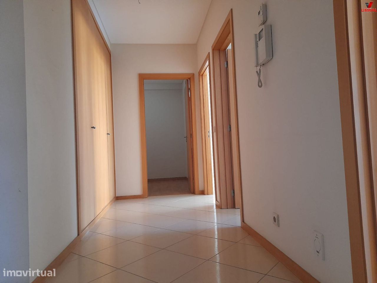 Apartamento, para venda, Vila Nova de Gaia - Mafamude e Vilar do Pa...