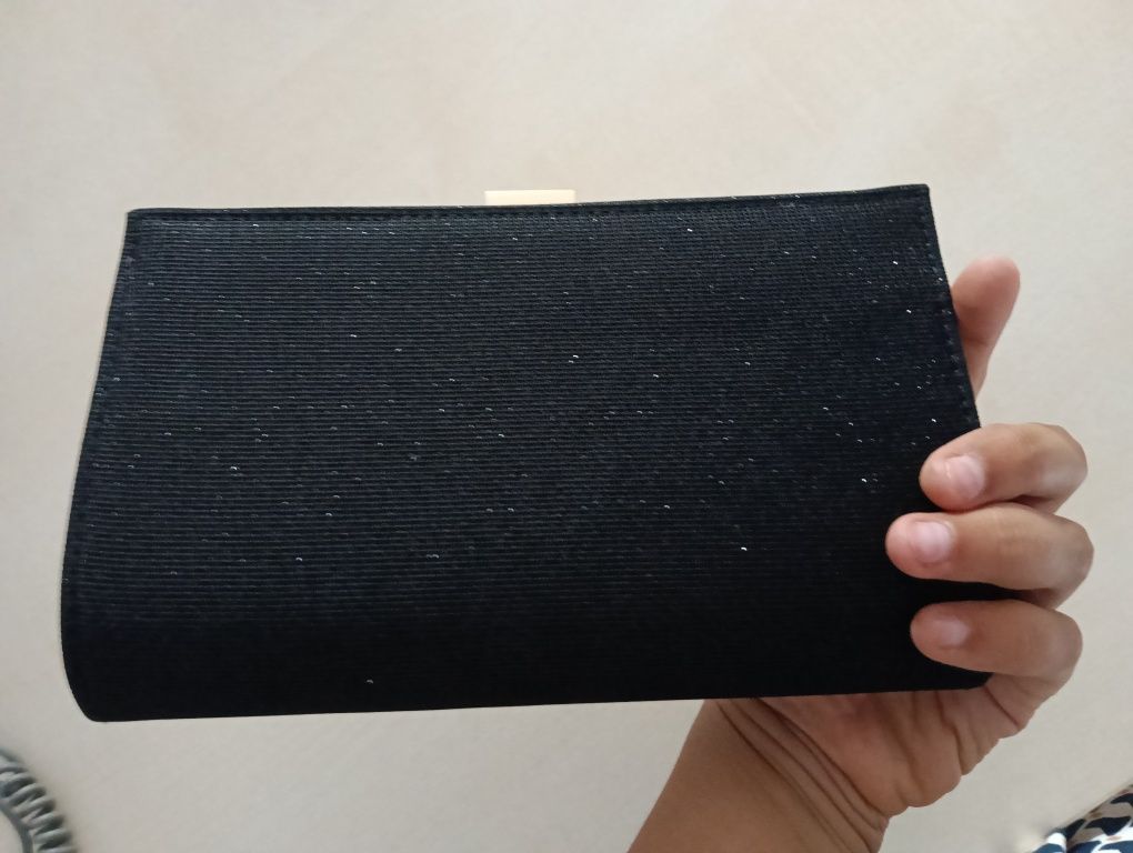 Bolsa / Clutch / Carteira de mão NOVA