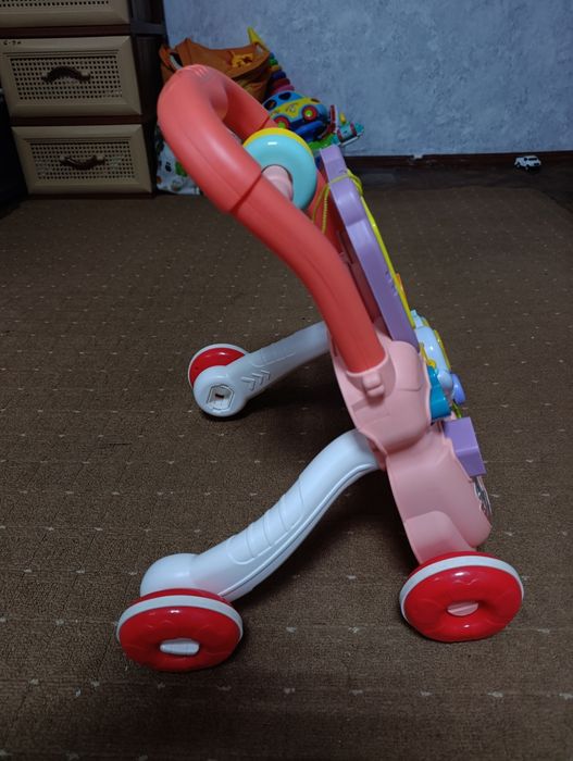 Продам толокар,ходунки  дитячі