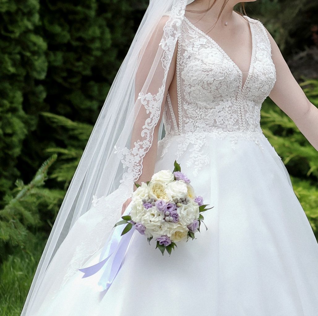 Весільна сукня А-силует