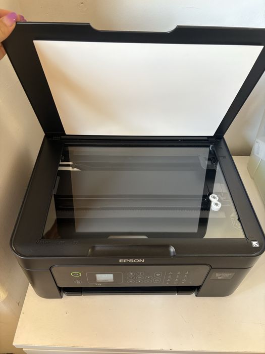 Impressora EPSON WorkForce WF-2810 (com manual)