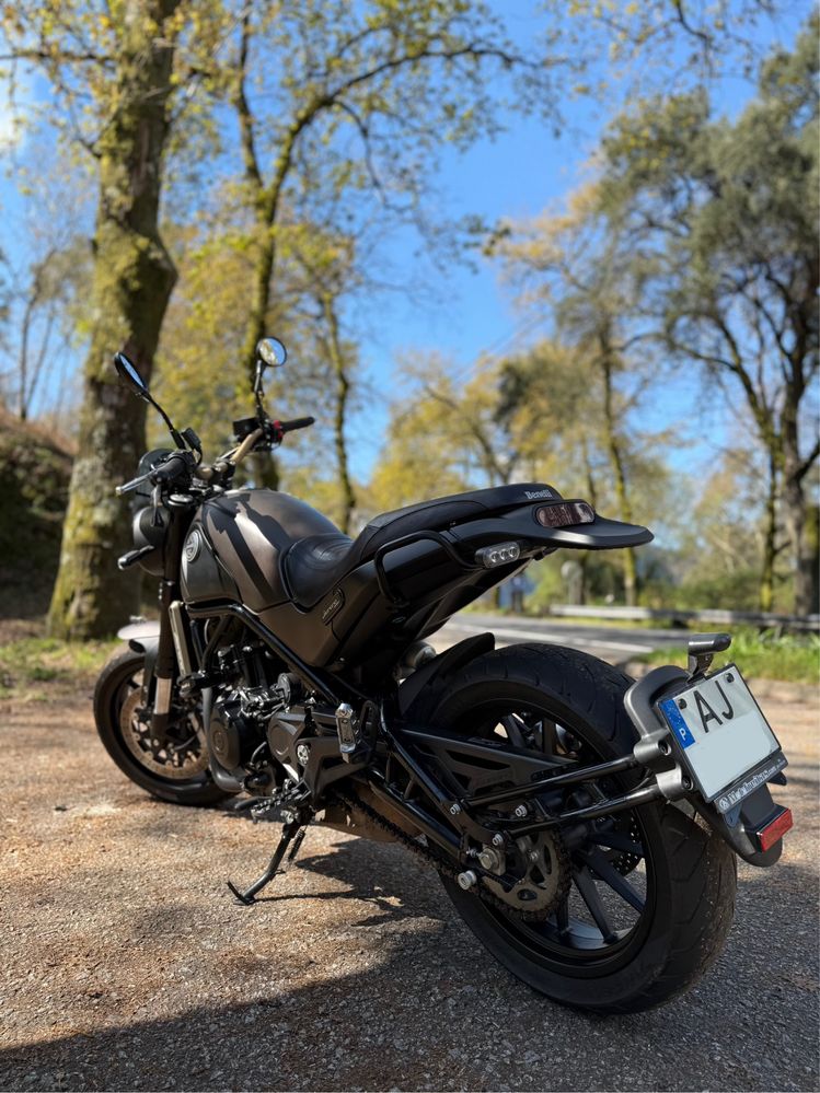 Benelli Leoncino 500