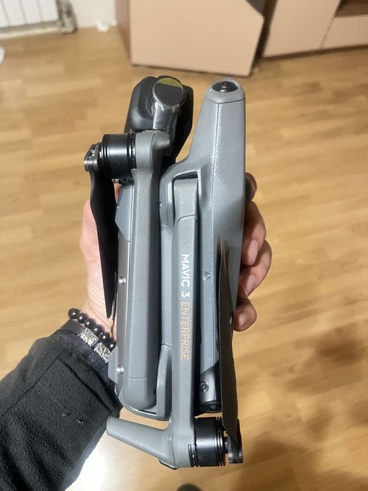 Квадрокоптер DJI Mavic 3Е