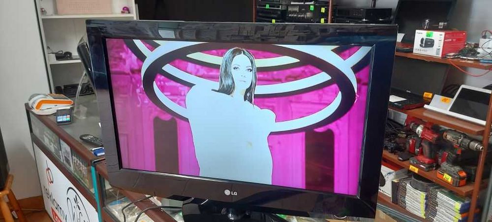 telewizor 32" LG lg2510 (2x hdmi)