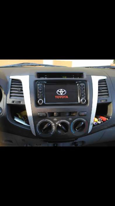 Auto Rádio Gps Toyota Auris Avensis Corolla Hilux LandCruiser Android