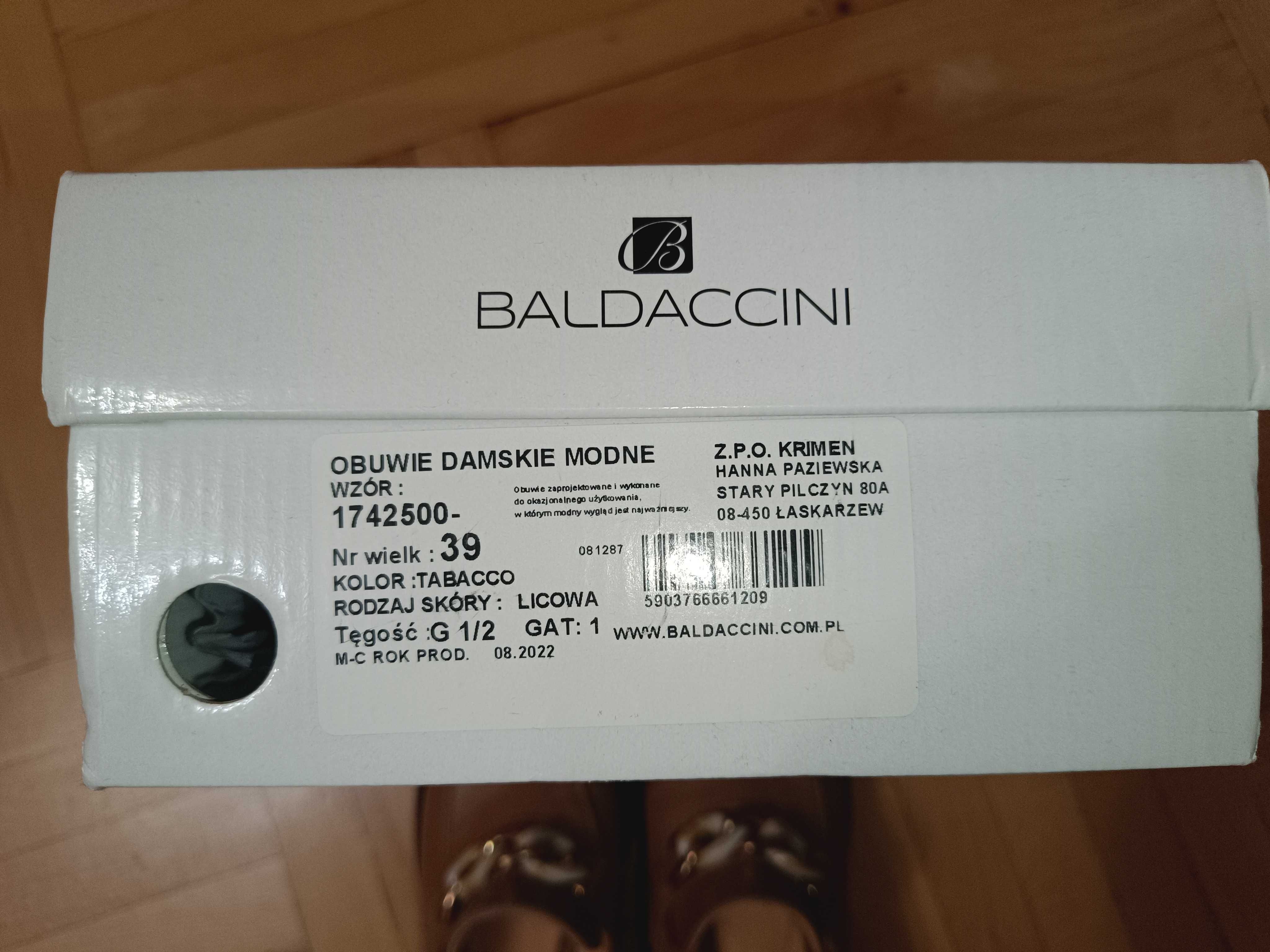 Brązowe półbuty na obcasie Baldaccini rozmiar 39 MOKASYNY
