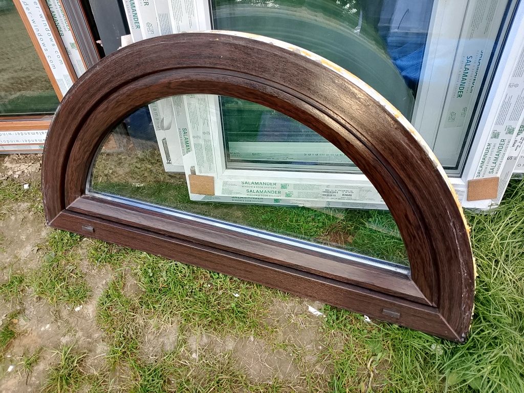 Okno łukowe 118x59 plastikowe uchylne dąb bagienny