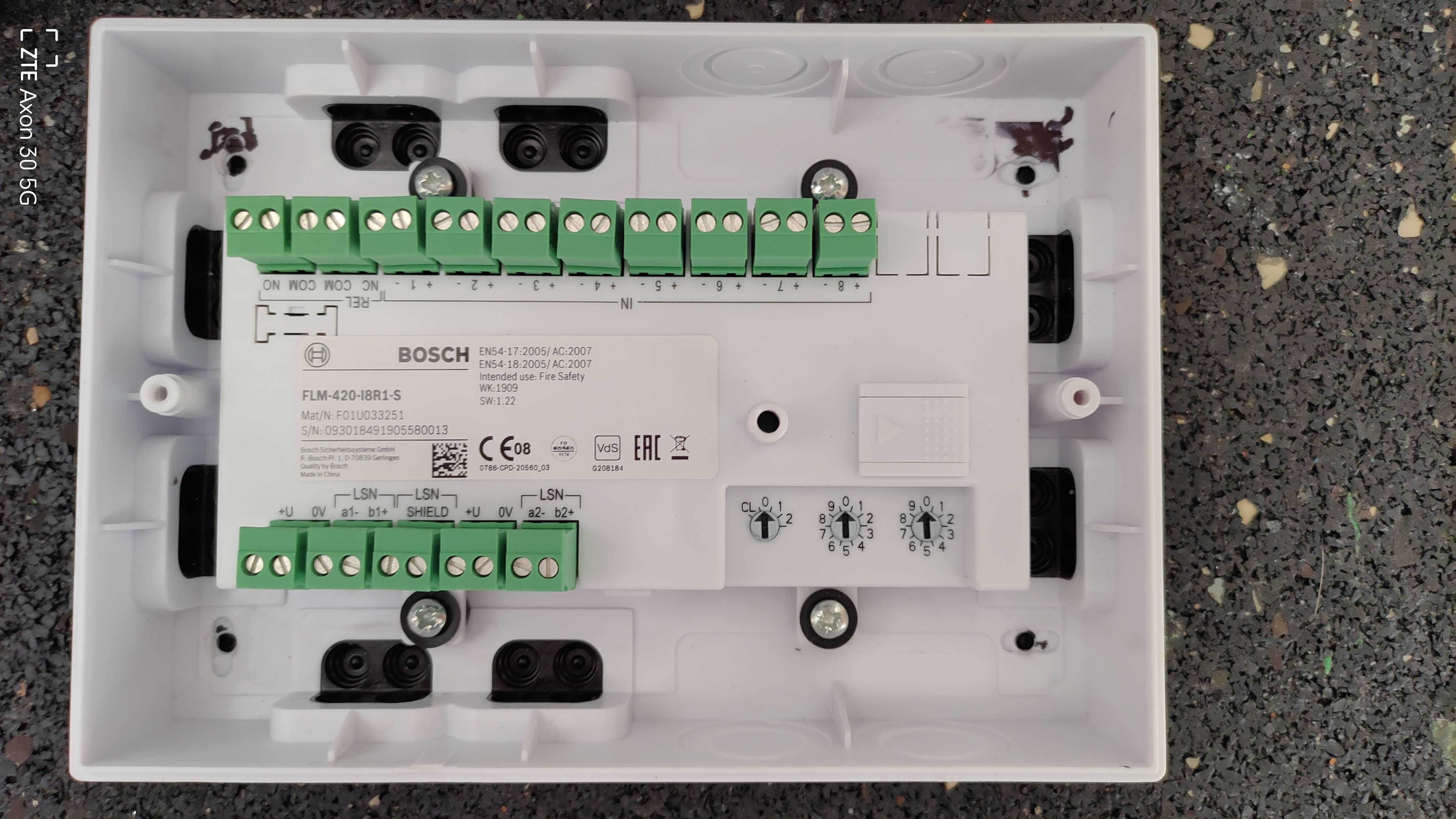 Moduł 8-wyjściowy Bosch FLM-420-I8R1-S