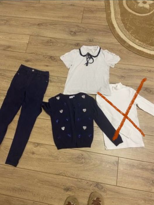 Продам шкільні речі дівчинка 6-10 років