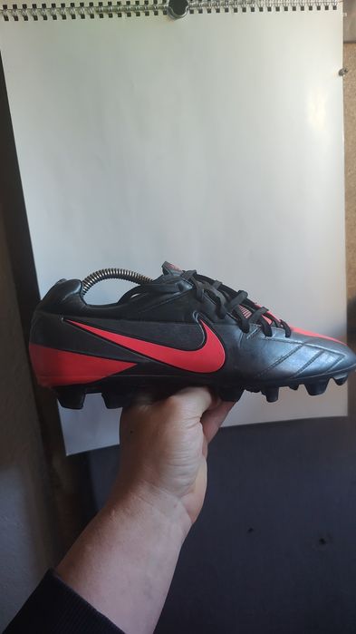 Korki profesjonalne Nike T90 Laser. Rozmiar 42.5 wkładka 27cm