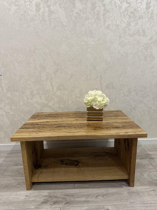 Журнальний столик