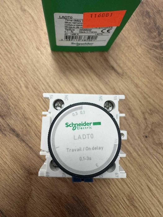 Blok styków zwłocznych 0,1-3s LADT0