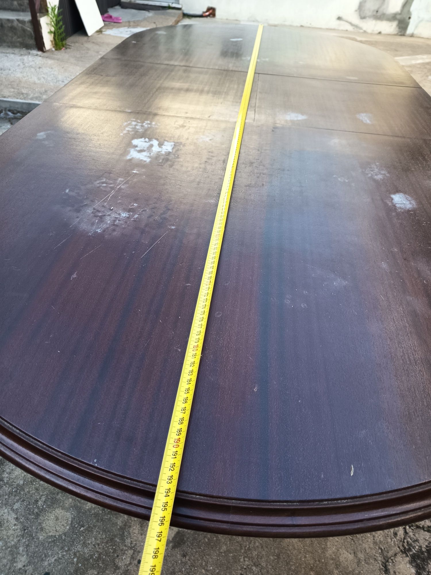 Mesa de cozinha.