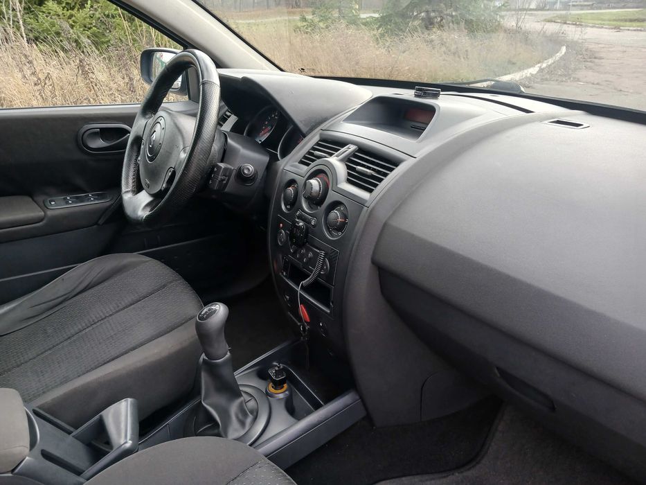 Продам RENAULT Megane