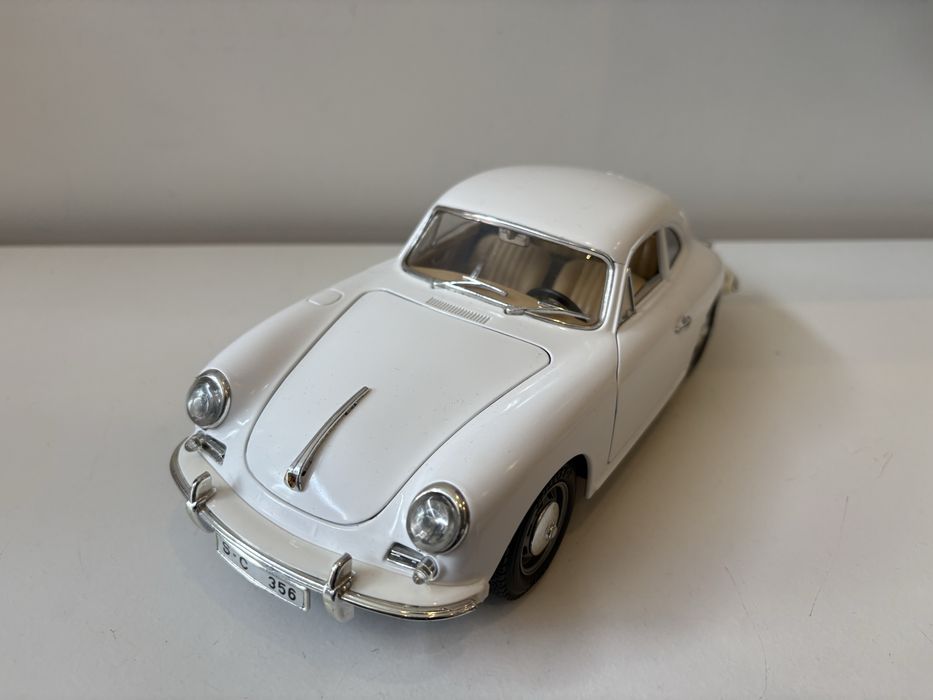 Model Porsche 356B 1:18 BBurago Burago (maisto welly)