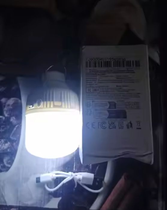 Аккумуляторная led лампа,светильник